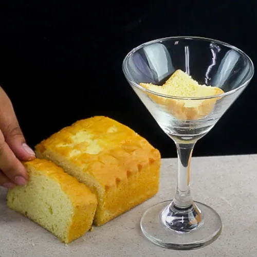 Postre de piña con crema de leche