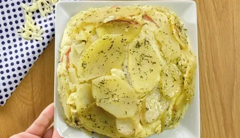 Pastel de papa con queso y jamón