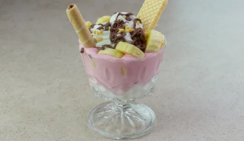sundae de banano casero