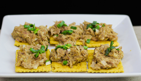 Montaditos de atun